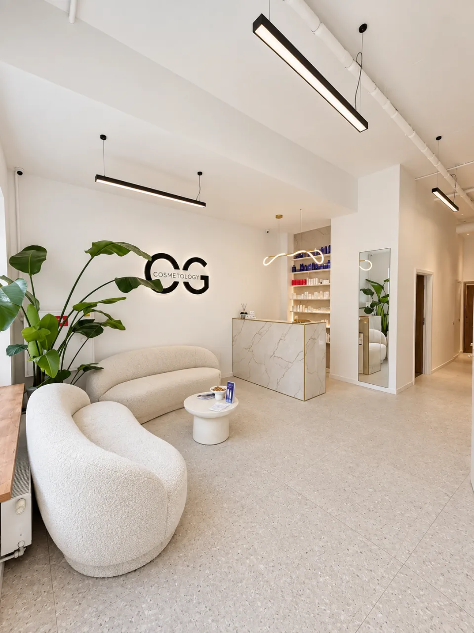 Elegancka poczekalnia OG Cosmetology